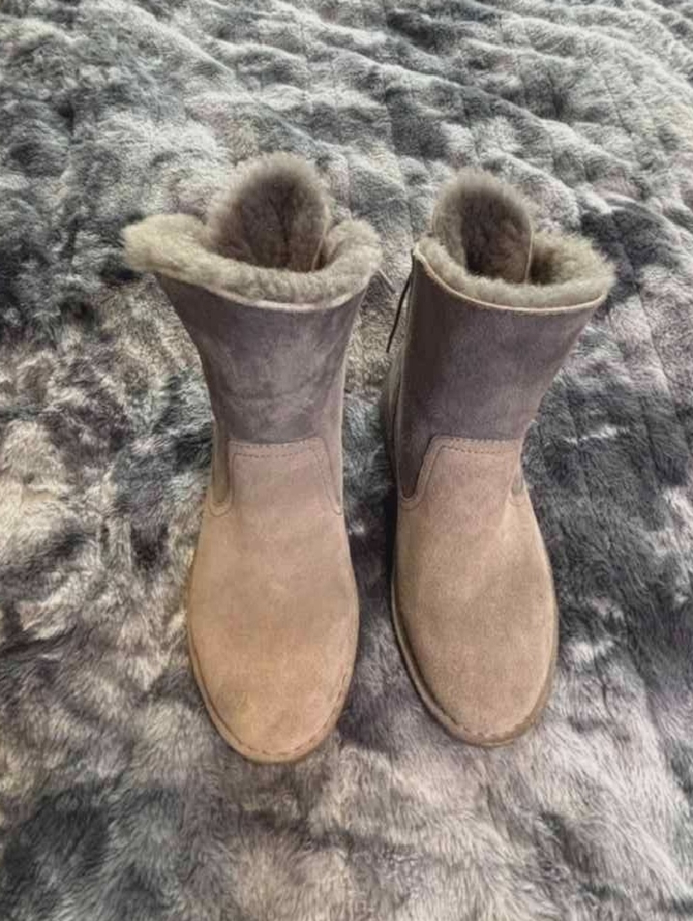 Plush Lined Women’s Suede Winter Slippers - Taupe